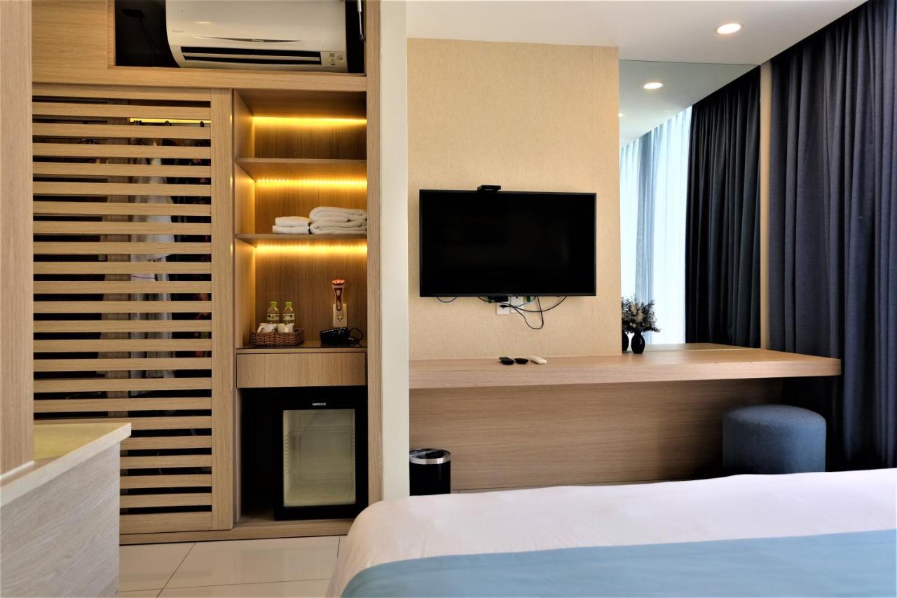Private Villa At Oceanami Resort Phuochai Extérieur photo